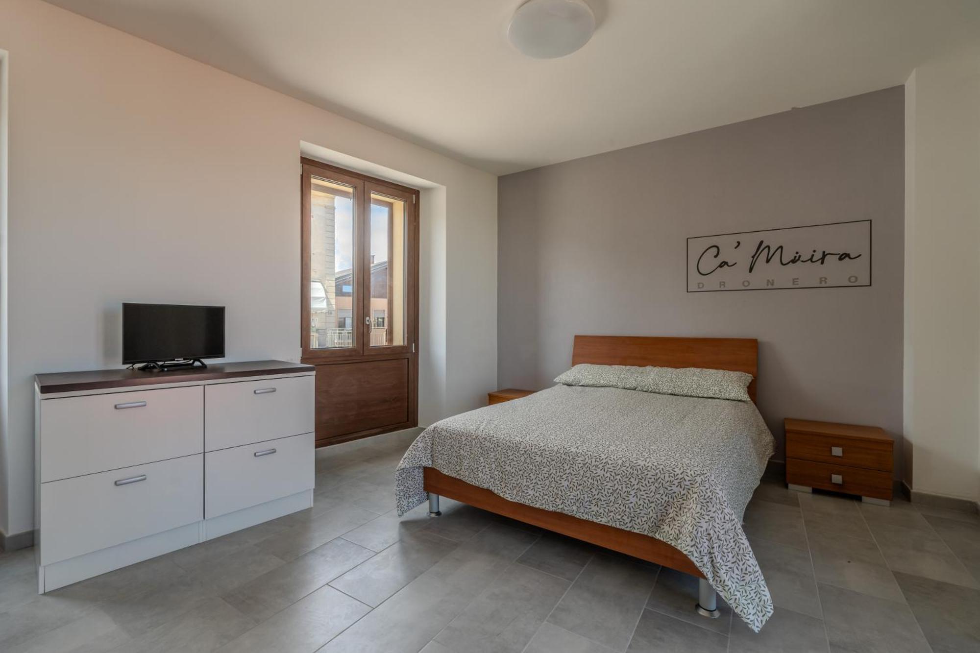 Ca'Maira Dronero Aparthotel Room photo