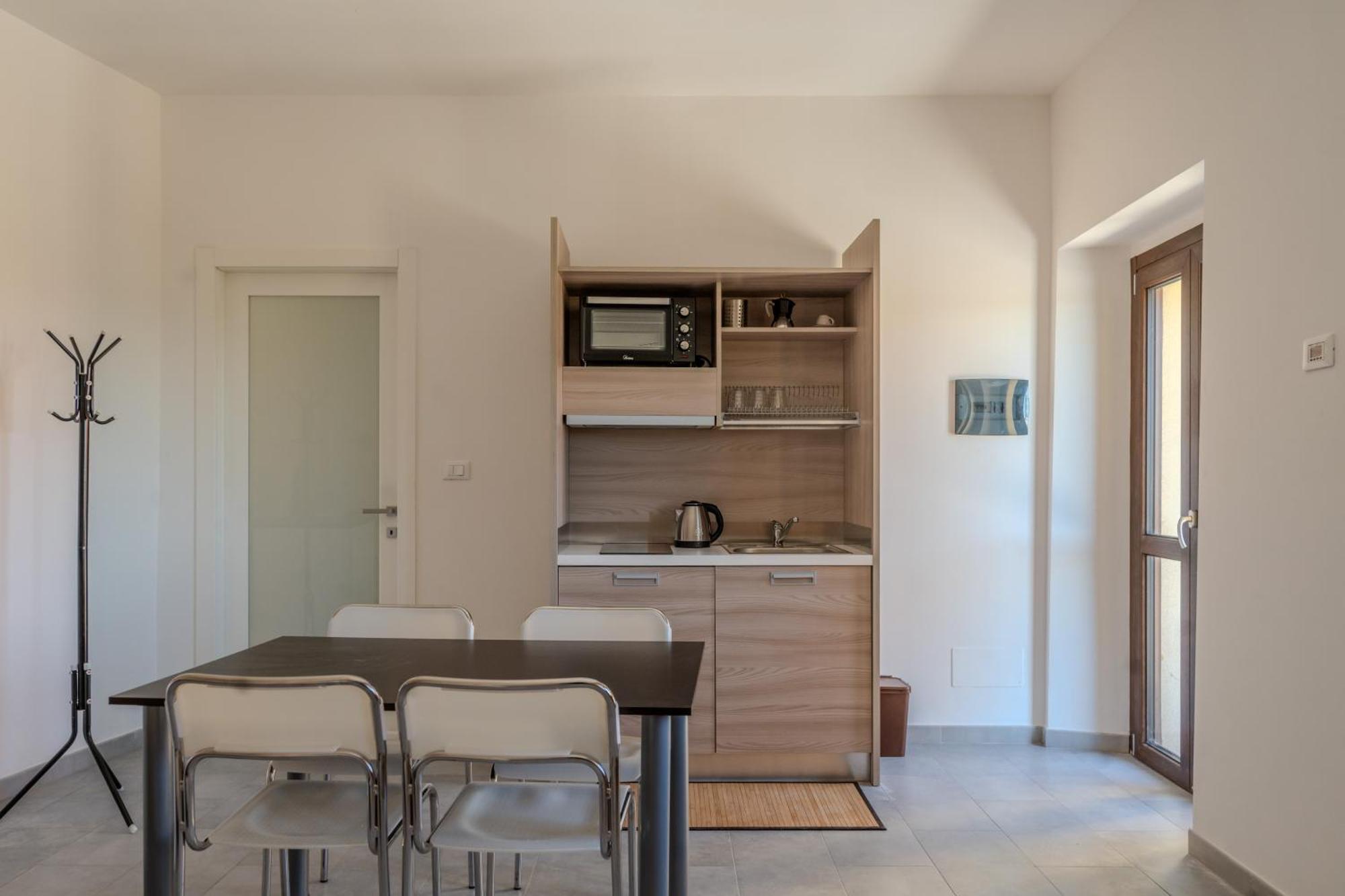Ca'Maira Dronero Aparthotel Room photo